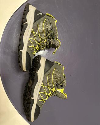 Scarponcini Trekking bimbo taglia 28