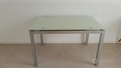 Tavolo cucina 4 sedie