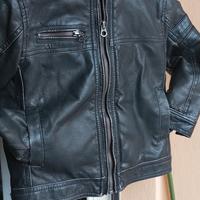 Giubbino ecopelle + cappuccio felpa grigio