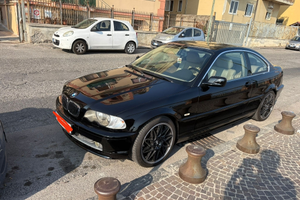 BMW 330 anno 2000 in perfette condizioni