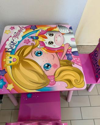 Tavolino per bambina