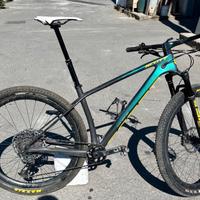 Bici Scott Scale RC World Cup