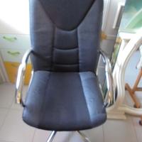 Sedia poltroncina uso ufficio e casa nera permuto