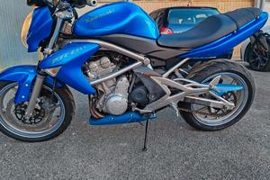 kawasaki er6n