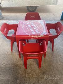 Tavolo e sedie
