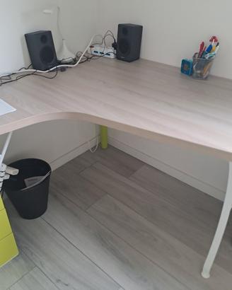 Base di scrivania angolare in legno nuova