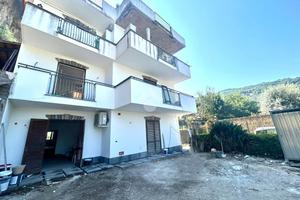 2 LOCALI A SORRENTO