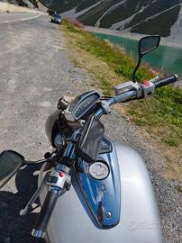  moto custom 