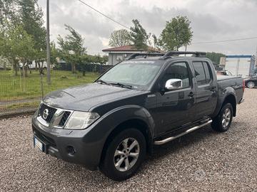 PICK UP NISSAN NAVARA DOPPIA CABINA 2.5TDI