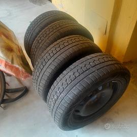 4 gomme antineve con cerchi 