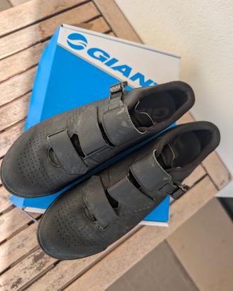 scarpe mtb XC o gravel Giant num 43