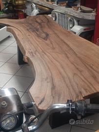 Tavolo legno massello straordinario