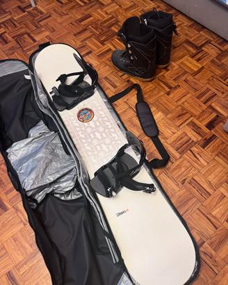 Tavola da Snowboard Nitro, sacca e scarponi