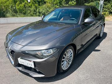 Alfa Romeo Giulia 2.2 Turbodiesel AT8 Super CERTIF