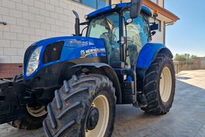 New Holland T7.200