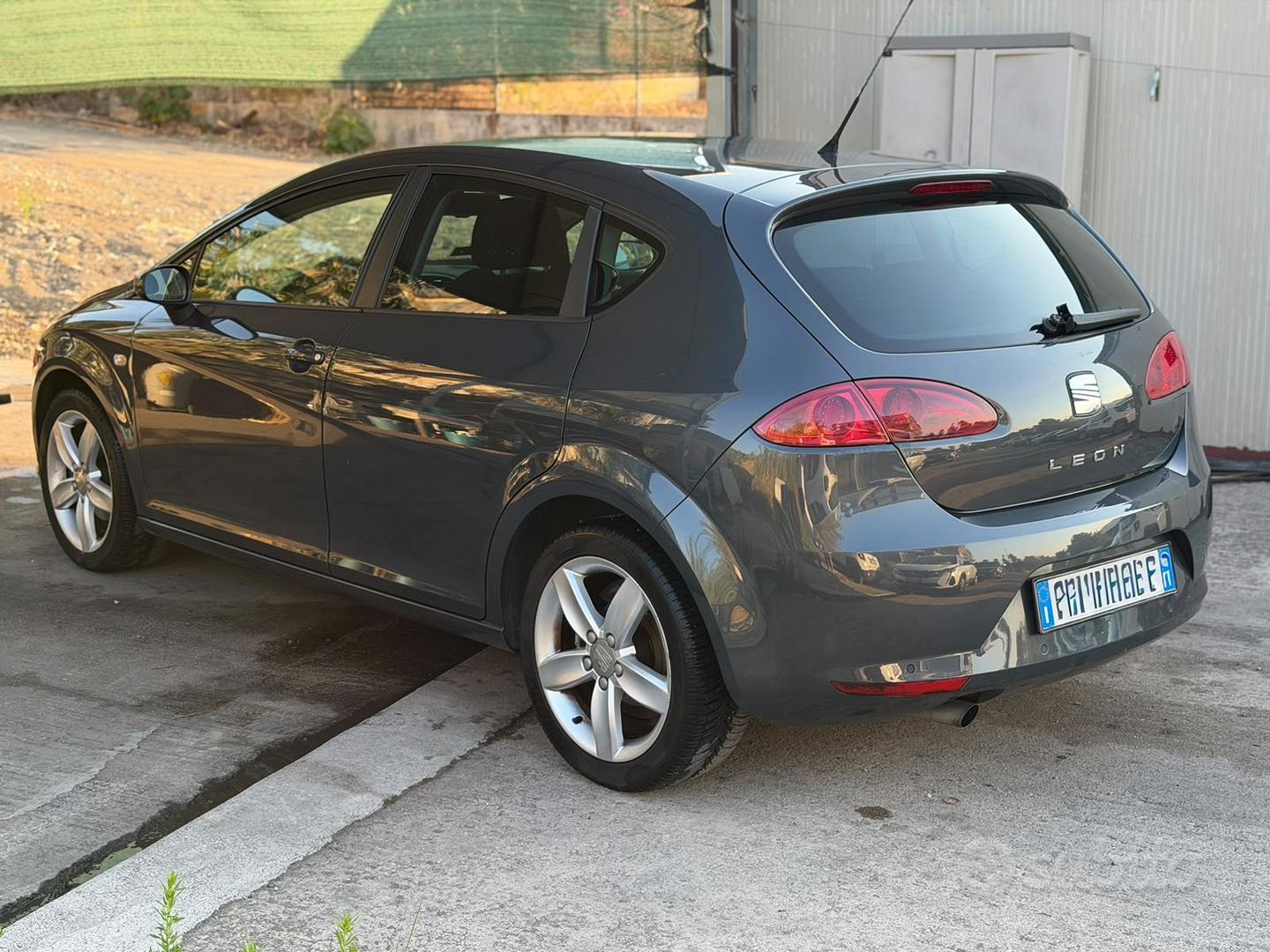 Seat Leon 2008 photo 4