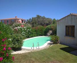 Villa Caposchiera con piscina in centro