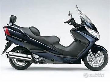 SUZUKI BURGMAN 250 K2 RICAMBI