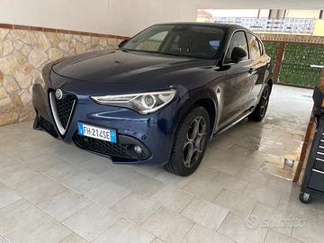 Stelvio 2.2 multijet 210cv Tetto apribile