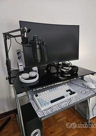 Scrivania  per PC in vetro!!