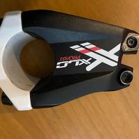 Attacco manubrio XLC Pro Ride A-Head ST-F05 1 1/8"