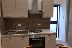 A trasfertisti referenziati con busta paga