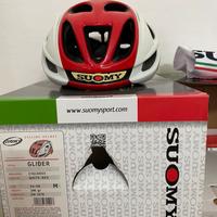 Casco suomy