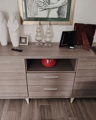 Amadia / credenza