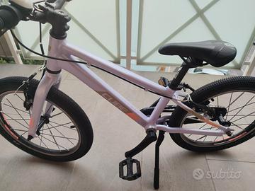 Bicicletta cube 18"
