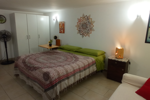 Accogliente camera con bagno