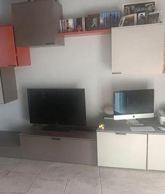 Parete attrezzata soggiorno moderno di design 