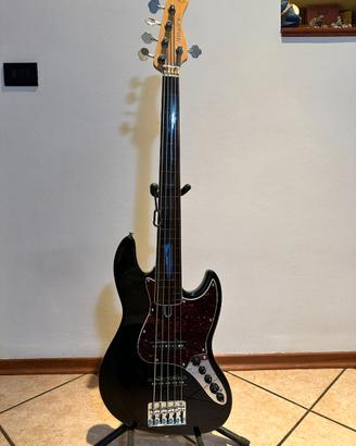 Basso Sire Marcus Miller V7 5 corde Fretless
