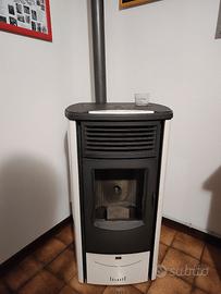 Stufa a Pellet Superior Monia 8,5 kW