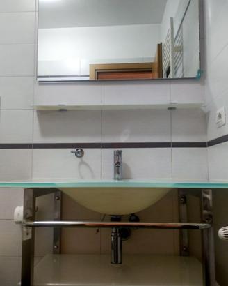 mobile bagno e specchiera