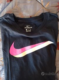 T-shirt Nike donna
