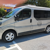 Renault trafic black edition