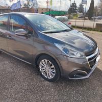 Peugeot 208 PureTech 82 5p. GPL Allure