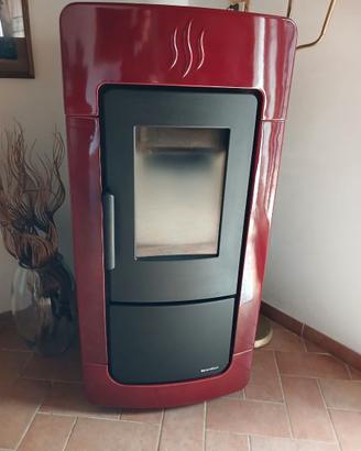 TERMOSTUFA PELLET IDRO LA NORDICA EXTRAFLAME