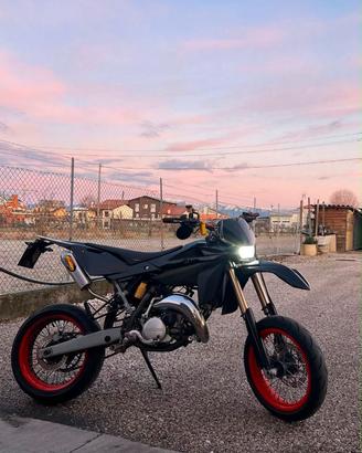 Husqvarna sm 125