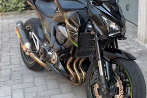 Kawasaki z800 abs-16000km- full accessoriata