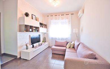 TRILOCALE COMPLETAMENTE RISTRUTTURATO !!!