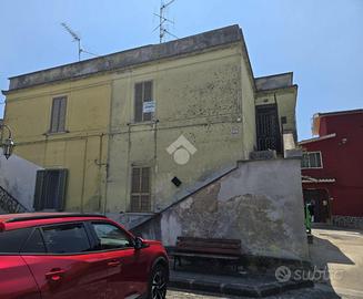 2 LOCALI A MIGNANO MONTE LUNGO