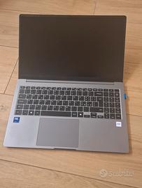 Samsung Galaxy Book5 Ultra 7, 32 GB RAM

