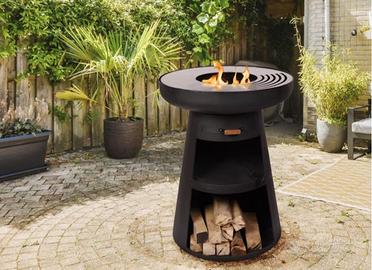 Barbecue a legna con piastra e carrello