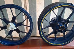 cerchi Aprilia rs 125 2004