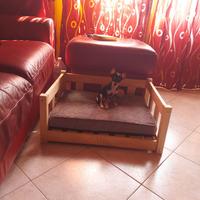 Letto per cane in legno massello