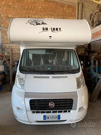 Camper mansardato