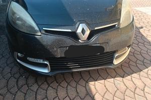 Renault scenic 1500 limited edition 110 cavalli