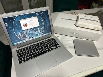 MacBook Air 13”