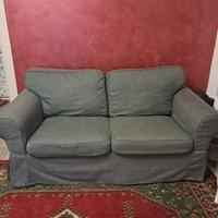 Divano 2 posti Ikea